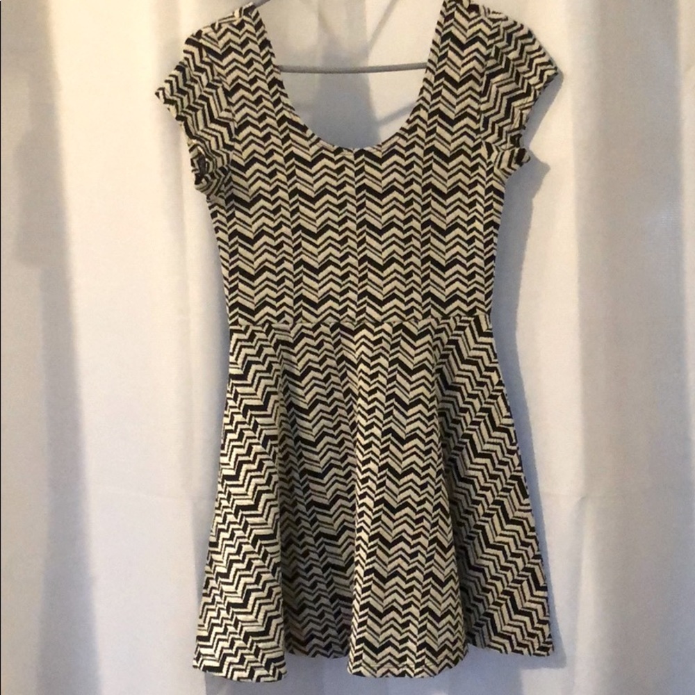 Houndstooth Pattern A-Line Dress